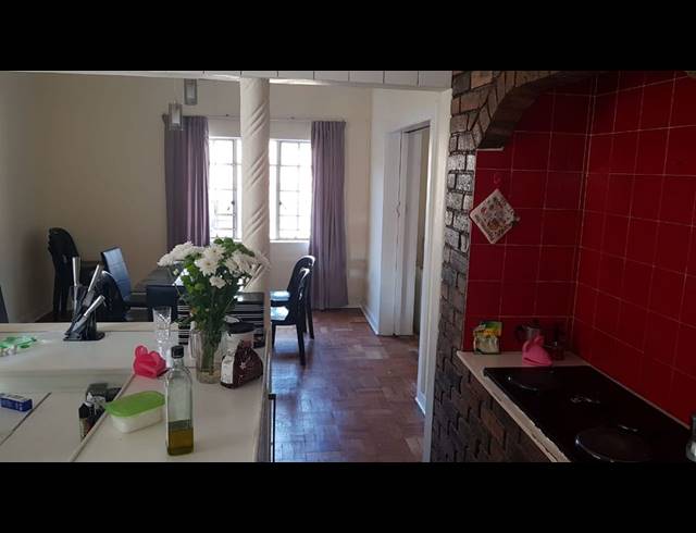 3 bed property to rent in MALVERN EAST